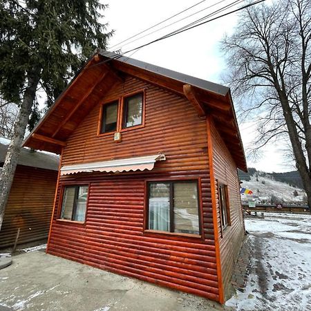 Apartelim Manastirea Humorului Luaran gambar
